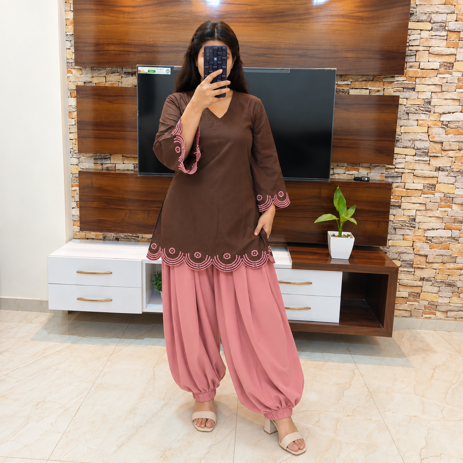 Short Kurtis for Women – Stylish, Comfortable & Easy to Wear